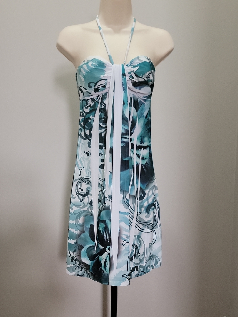 (New) Vanity Green and White Halter Dress - Tropical Floral Abstract Print Sz S